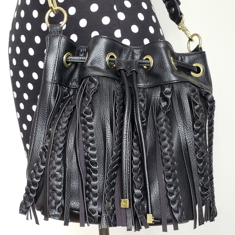 Fringe shoulder bag